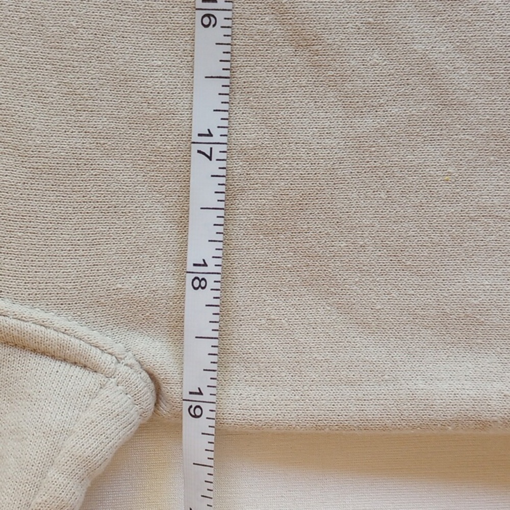NWOT Strawberry Shortcake Pullover Hoodie Kangaroo Sweatshirt Small Tan - Picture 5 of 6